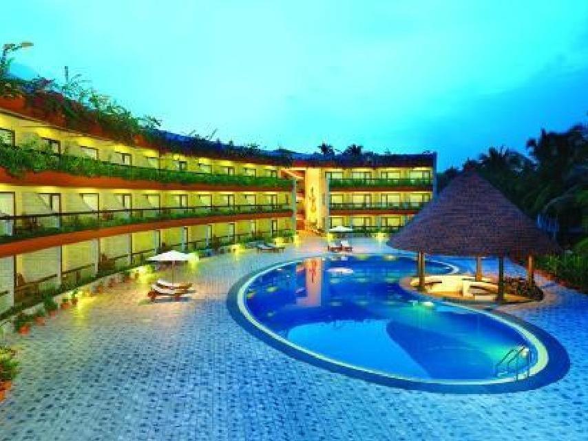 Uday Suites - The Airport Hotel Thiruvananthapuram Esterno foto