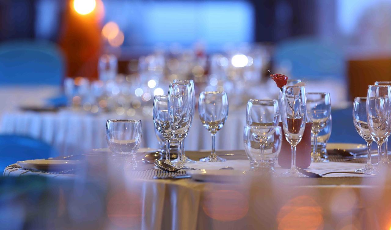 Uday Suites - The Airport Hotel Thiruvananthapuram Esterno foto